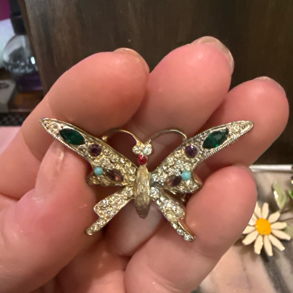 Gold Butterfly Crystal Brooch with Green and Purple Stones - Picture 4 of 6